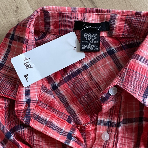 Plaid Top - Picture 4 of 5